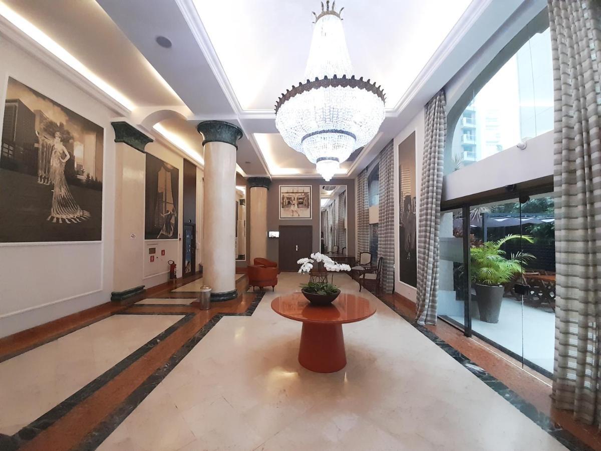 Flat INCRIVEL proximo Shoppings JK e Vila Olimpia San Paolo Esterno foto