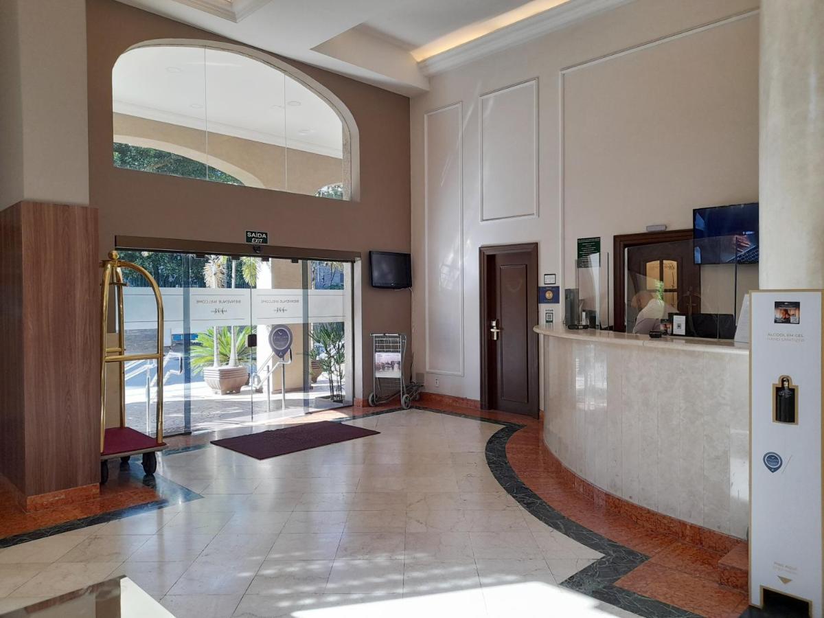 Flat INCRIVEL proximo Shoppings JK e Vila Olimpia San Paolo Esterno foto